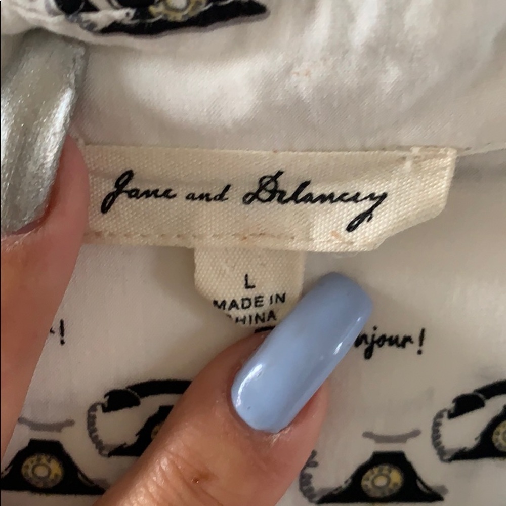 Shirt - Picture 4 of 4